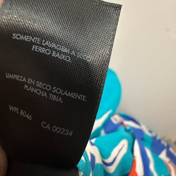 Sleeveless Silk-Inspired Dress with Blue & Orange Botanical Pattern (SIZE 6) - Picture 11 of 16